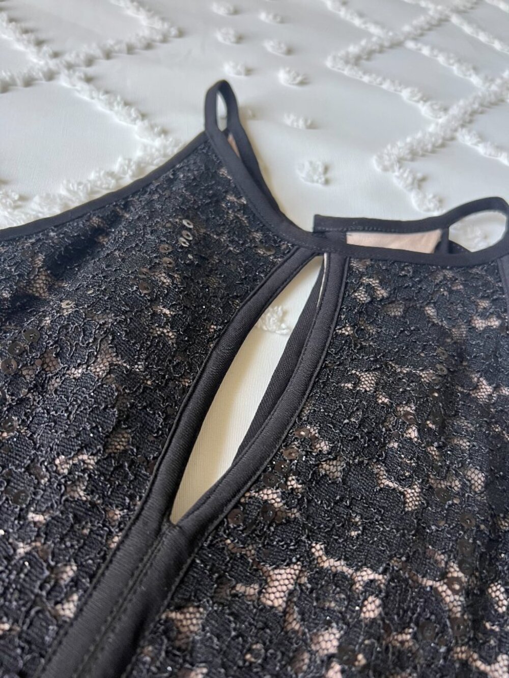 NW Nightway Lace, Sequins Cocktail Dress in Black and Nude SIZE 8 - Picture 6 of 16